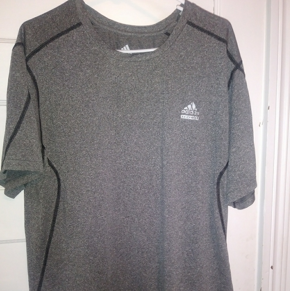 Adidas tshirt
